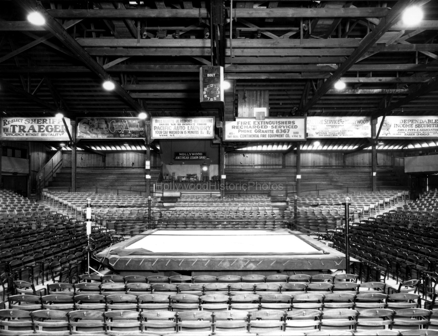 Hollywood Legion Stadium 1930 El Centro Ave. wm.jpg